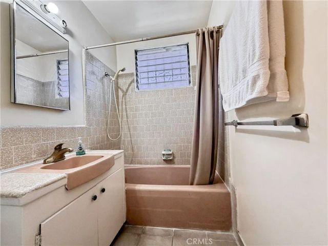 5940 Gundry Avenue, Long Beach, CA 90805