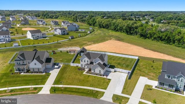 120 GOLDLEAF DR W, Middletown, DE 19709