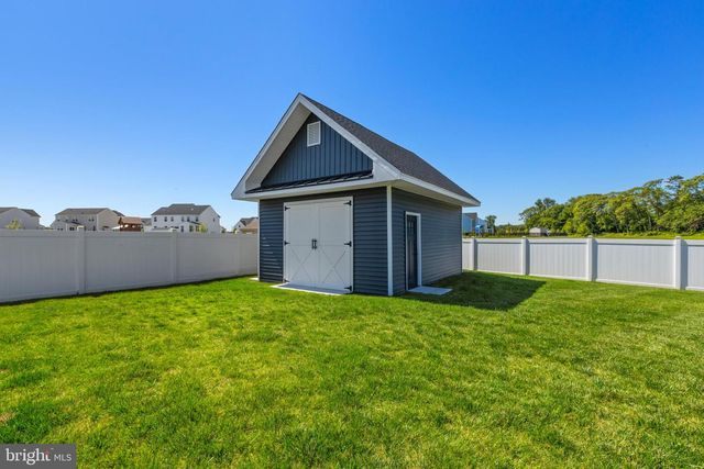 120 GOLDLEAF DR W, Middletown, DE 19709