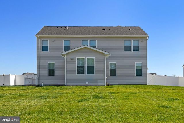 120 GOLDLEAF DR W, Middletown, DE 19709
