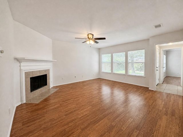 13 Sunnyvale Lane, Manvel, TX 77578