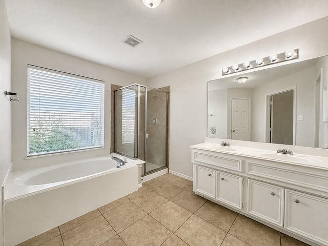 13 Sunnyvale Lane, Manvel, TX 77578