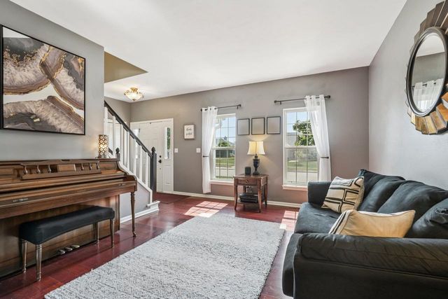 657 Cherrywood Drive, Waterford, WI 53185