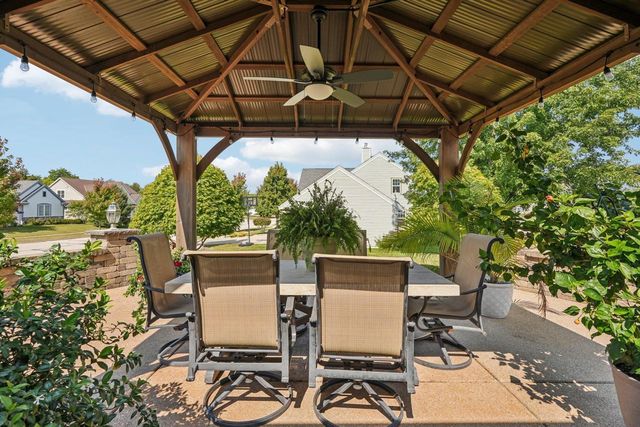 657 Cherrywood Drive, Waterford, WI 53185