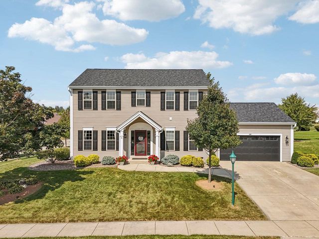 657 Cherrywood Drive, Waterford, WI 53185