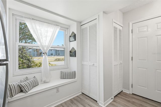 366 47TH AVENUE N 5, St Petersburg, FL 33703