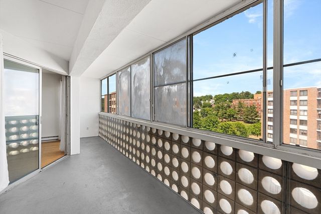 53 Melrose St 6F, Melrose, MA 02176