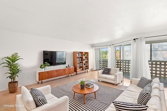 53 Melrose St 6F, Melrose, MA 02176