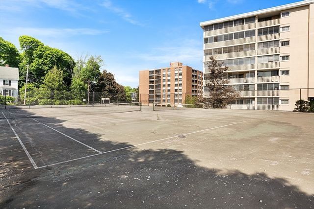 53 Melrose St 6F, Melrose, MA 02176