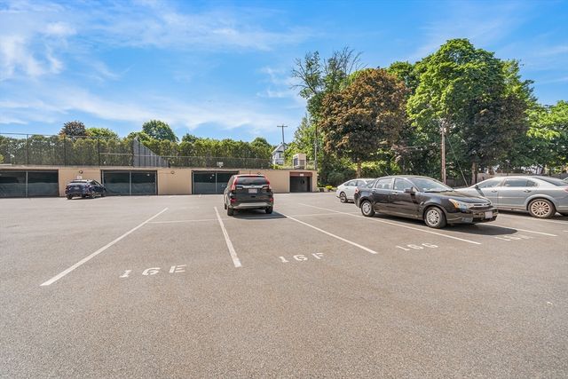 53 Melrose St 6F, Melrose, MA 02176