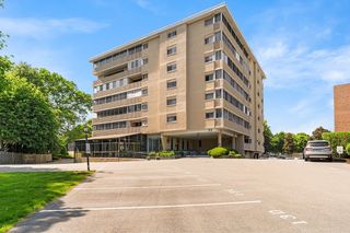 53 Melrose St 6F, Melrose, MA 02176