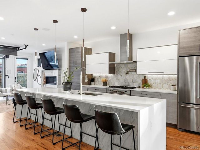 2636 S Acoma St, Denver, CO 80223