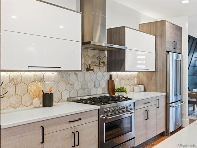 2636 S Acoma St, Denver, CO 80223