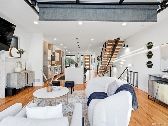 2636 S Acoma St, Denver, CO 80223