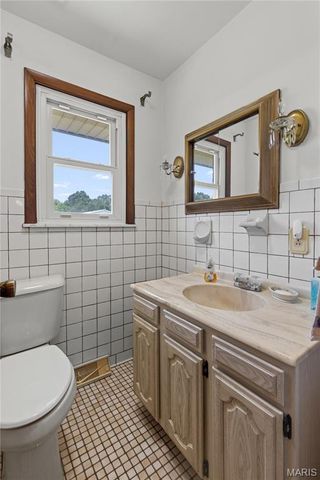 29995 Mitchell Creek Road, Brighton, IL 62012