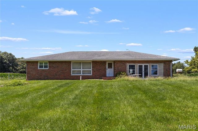 29995 Mitchell Creek Road, Brighton, IL 62012