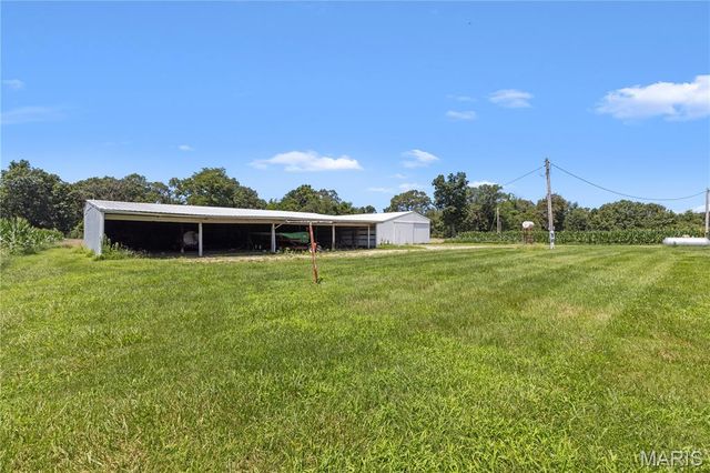 29995 Mitchell Creek Road, Brighton, IL 62012