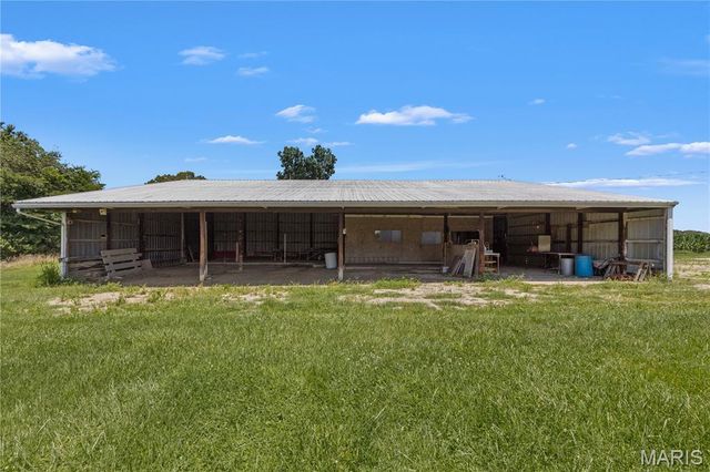 29995 Mitchell Creek Road, Brighton, IL 62012