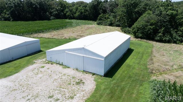 29995 Mitchell Creek Road, Brighton, IL 62012