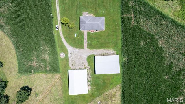 29995 Mitchell Creek Road, Brighton, IL 62012