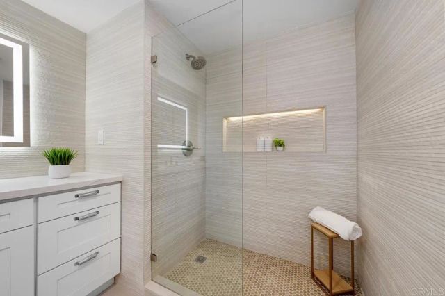 12721 Julian Avenue, Lakeside, CA 92040