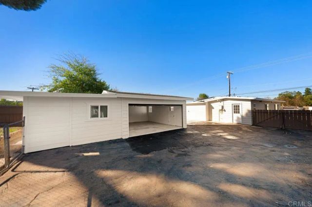 12721 Julian Avenue, Lakeside, CA 92040