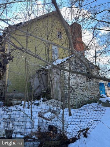 2520 YANKEE RD, Quakertown, PA 18951