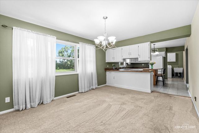 51 Dawn Avenue, Plano, IL 60545