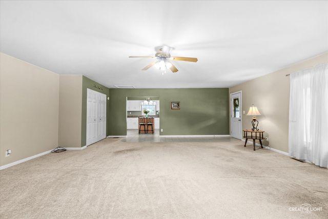 51 Dawn Avenue, Plano, IL 60545