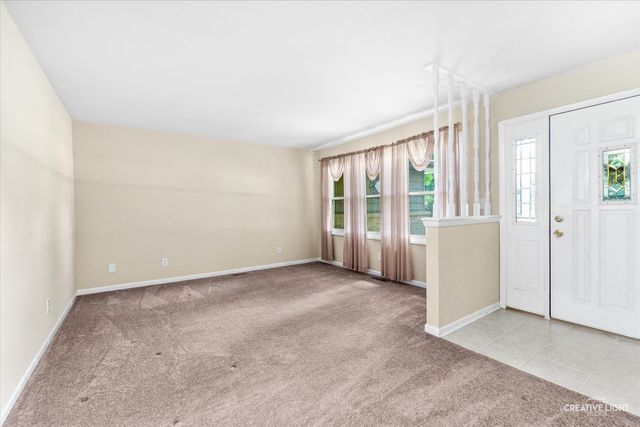 51 Dawn Avenue, Plano, IL 60545