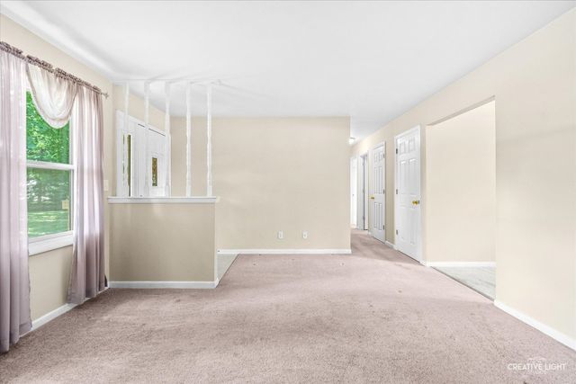 51 Dawn Avenue, Plano, IL 60545