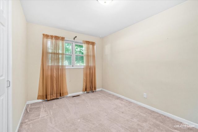 51 Dawn Avenue, Plano, IL 60545