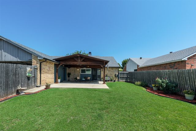 1902 Uvalde Street, Mesquite, TX 75150