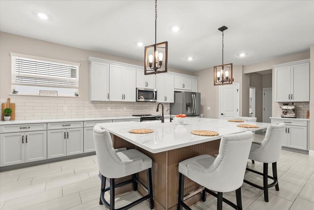 2124 KEYSTONE PASS BOULEVARD, Minneola, FL 34715