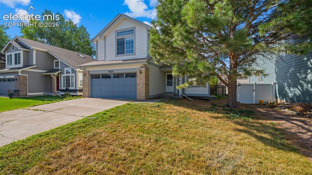9221 Chieftan Drive, Colorado Springs, CO 80925 — photo 3