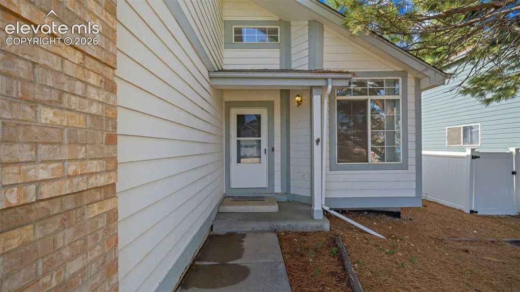 9221 Chieftan Drive, Colorado Springs, CO 80925 — photo 4