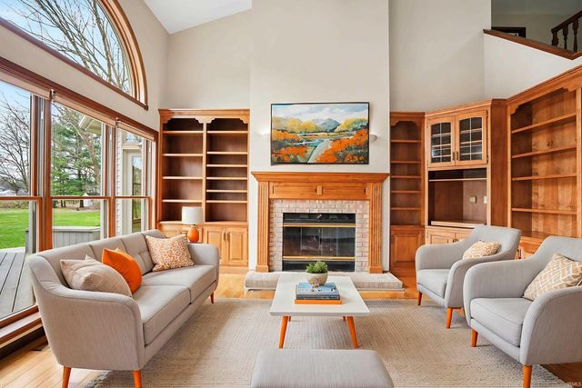 21462 Edgefield Court, Bristol, IN 46507