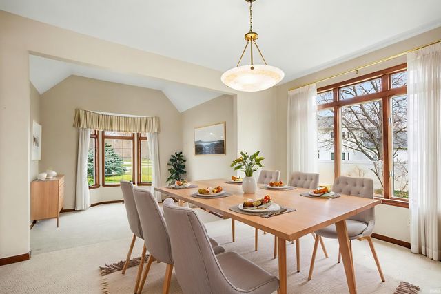 21462 Edgefield Court, Bristol, IN 46507