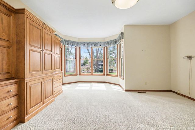 21462 Edgefield Court, Bristol, IN 46507