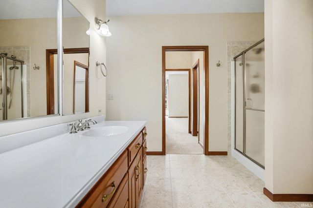 21462 Edgefield Court, Bristol, IN 46507