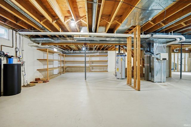 21462 Edgefield Court, Bristol, IN 46507