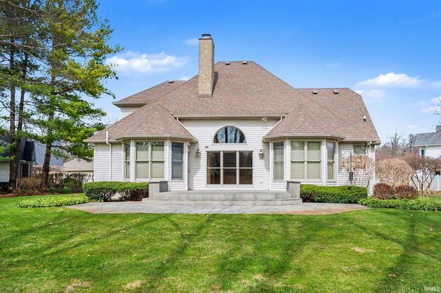 21462 Edgefield Court, Bristol, IN 46507