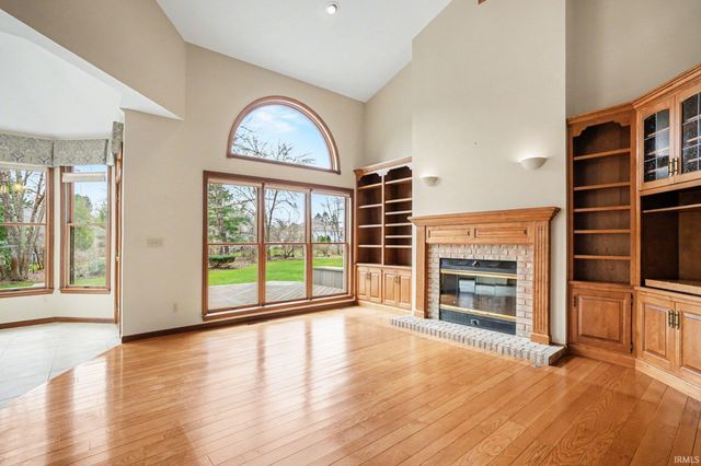 21462 Edgefield Court, Bristol, IN 46507