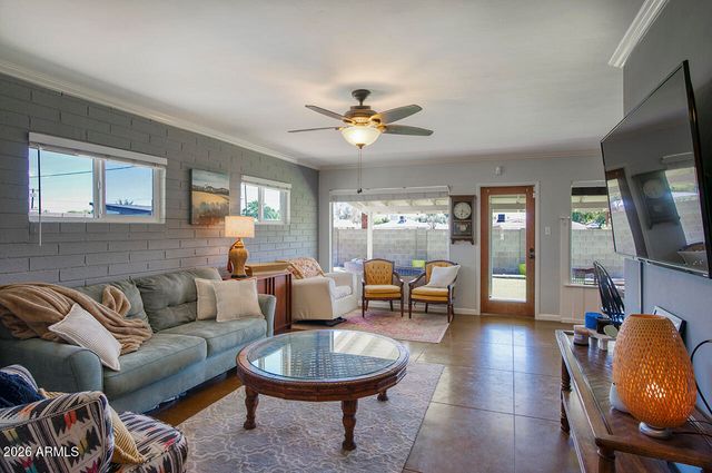 1119 W CAMPBELL Avenue, Phoenix, AZ 85013