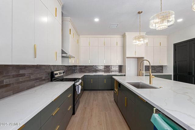 25117 W MCARTHUR Road, Wittmann, AZ 85361