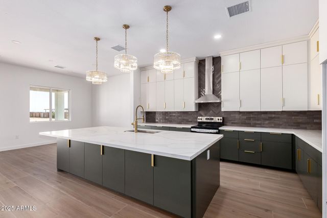 25117 W MCARTHUR Road, Wittmann, AZ 85361