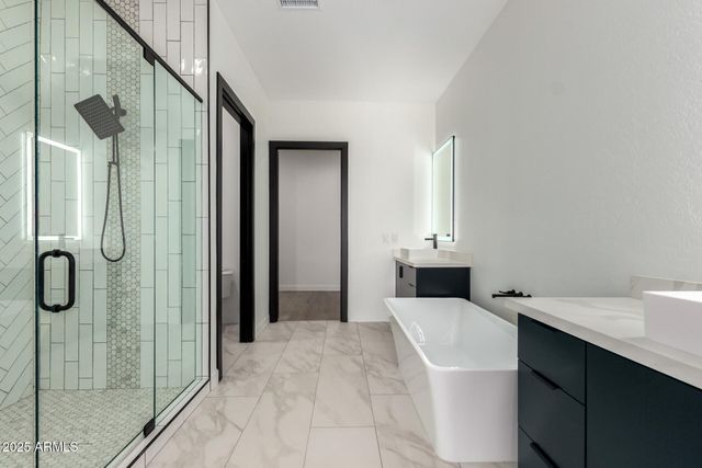 25117 W MCARTHUR Road, Wittmann, AZ 85361