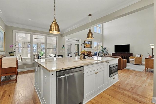 340 Morning Dew Circle, Roswell, GA 30075