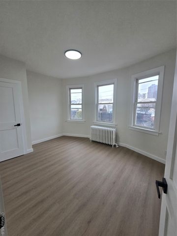 112 Webster Avenue 3, New Rochelle, NY 10801