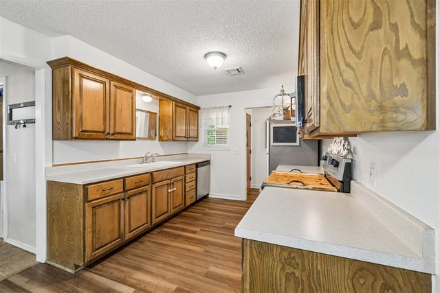 521 N 3rd Street, Cashion, OK 73016